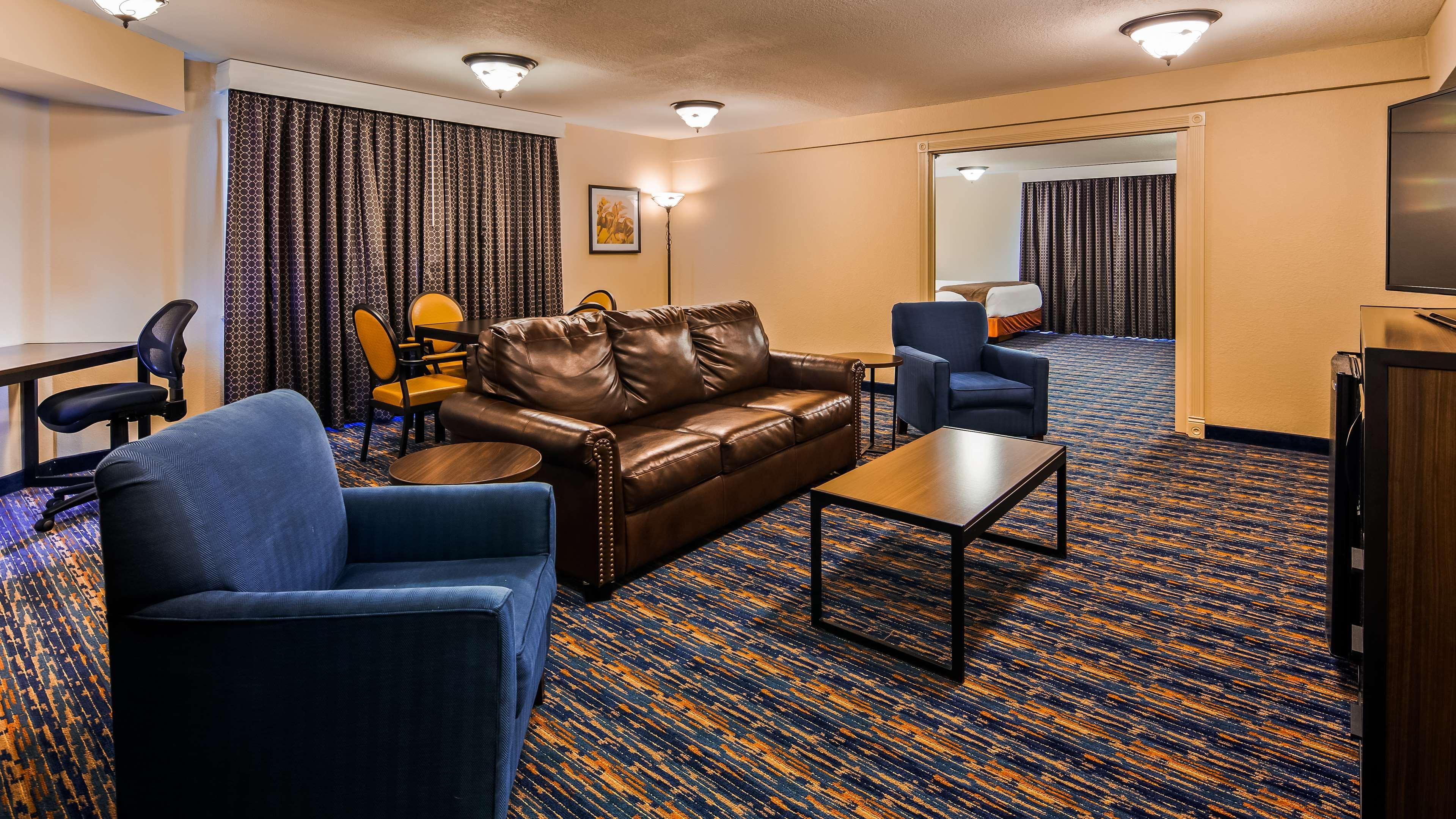 Best Western Winners Circle Hot Springs Exterior foto