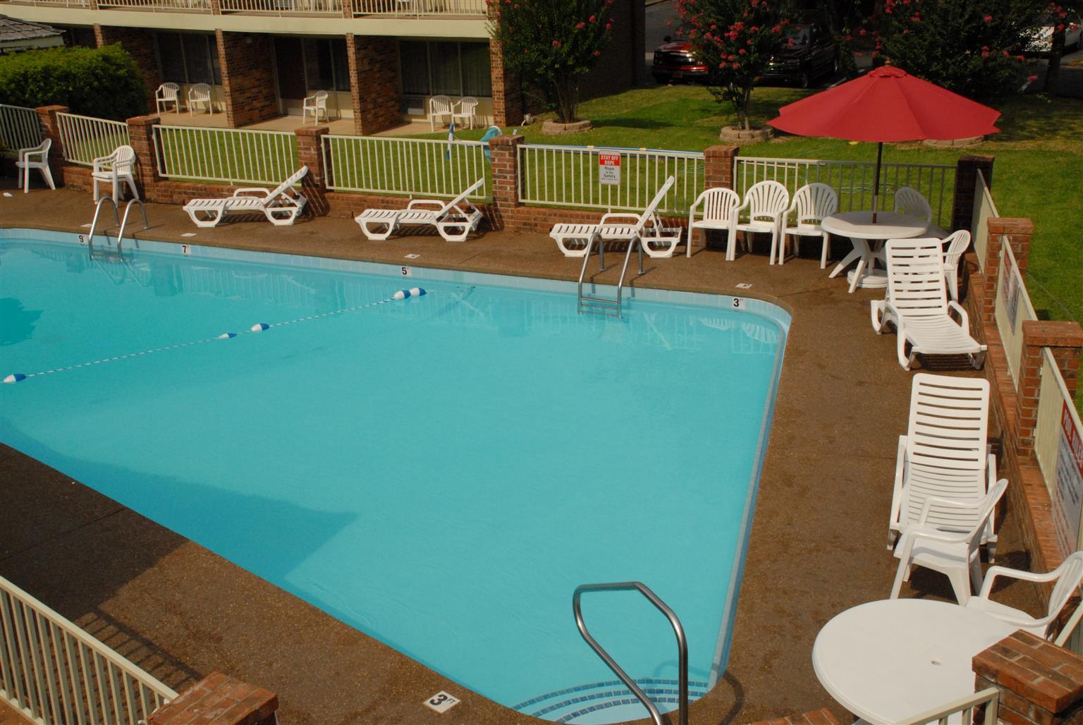 Best Western Winners Circle Hot Springs Facilidades foto
